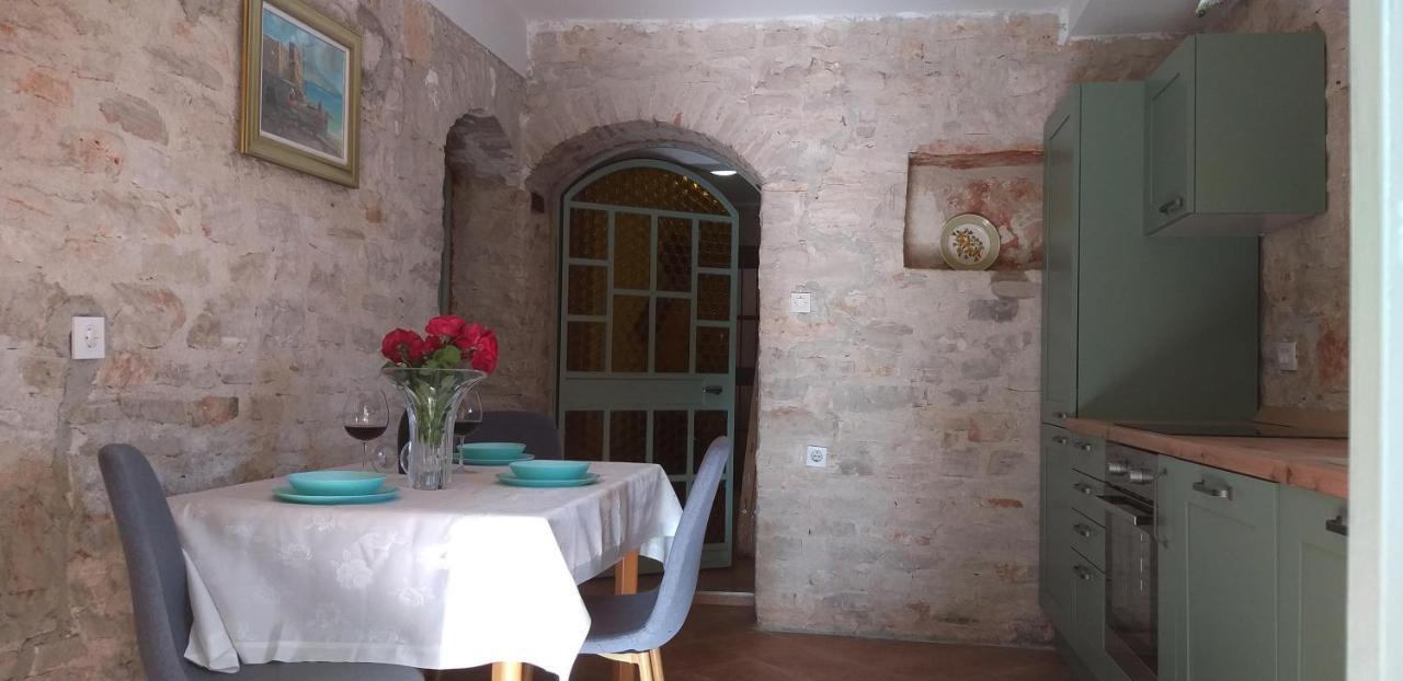 Sanja Apartments Sveti Servul Novigrad Istria Eksteriør billede